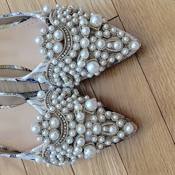 New! Women Pearl Rhinestone Pointed Toe Flat Shoes - Picture 11 of 12